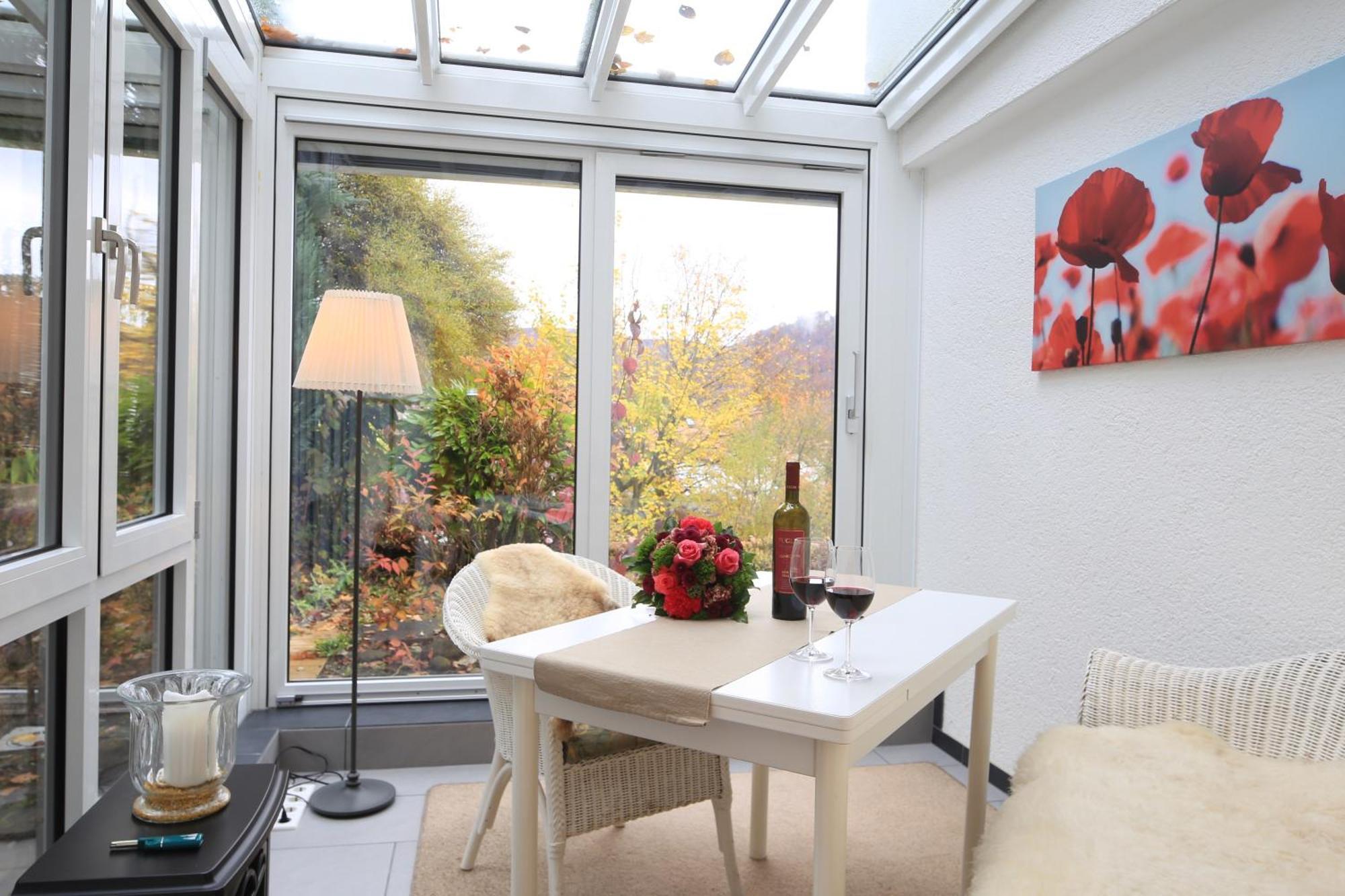 Haus Am Sonnenhuegel Apartment Bad Urach Exterior photo